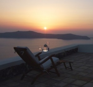 Luxury Villa with a Pool in Santorini Greece
