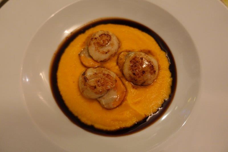Scallops with chick pea purée - 2905